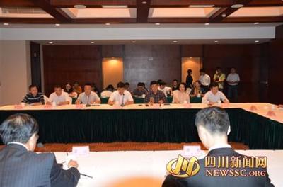 綿陽(yáng)與東華軟件股份簽約產(chǎn)業(yè)投資協(xié)議